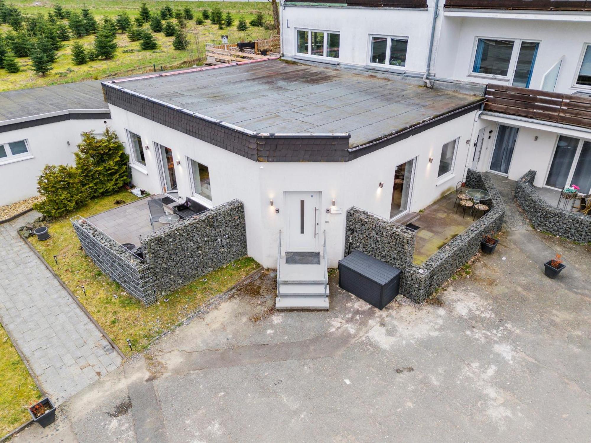 Greenhouse Living Apartment Fagus Mit Terrasse Und Feuerstelle - 6 Minuten Nach Winterberg - 4 Minuten Zur Ruhrquelle - Wandern - Mountainbike Fahren - Reisen Mit Hund & Natur Geniessen Medebach Exterior photo