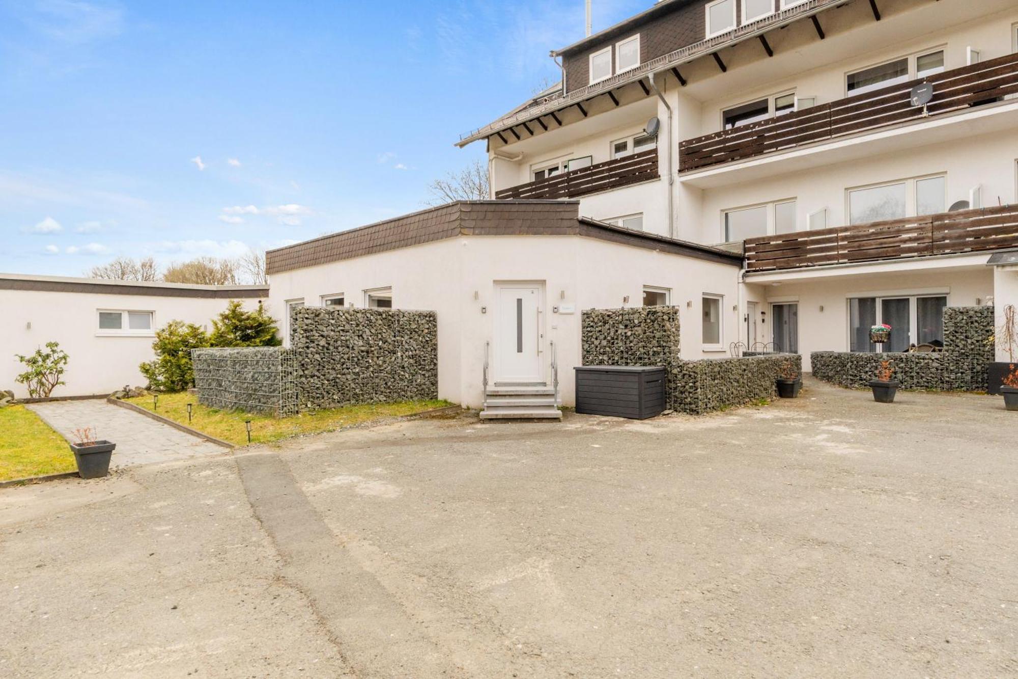Greenhouse Living Apartment Fagus Mit Terrasse Und Feuerstelle - 6 Minuten Nach Winterberg - 4 Minuten Zur Ruhrquelle - Wandern - Mountainbike Fahren - Reisen Mit Hund & Natur Geniessen Medebach Exterior photo