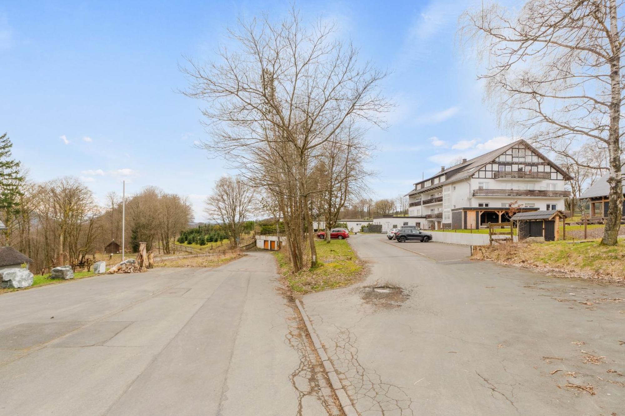 Greenhouse Living Apartment Fagus Mit Terrasse Und Feuerstelle - 6 Minuten Nach Winterberg - 4 Minuten Zur Ruhrquelle - Wandern - Mountainbike Fahren - Reisen Mit Hund & Natur Geniessen Medebach Exterior photo